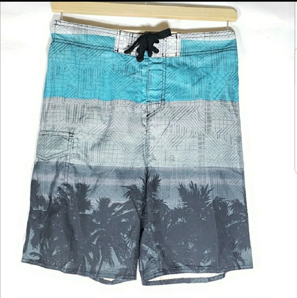 U.S. APPAREL Men's Swimwear Trunks Size M.